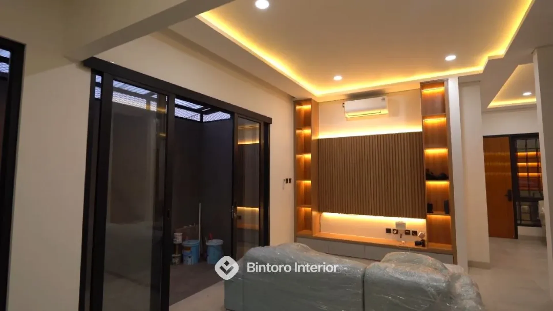 Project Mr. WH Bandung