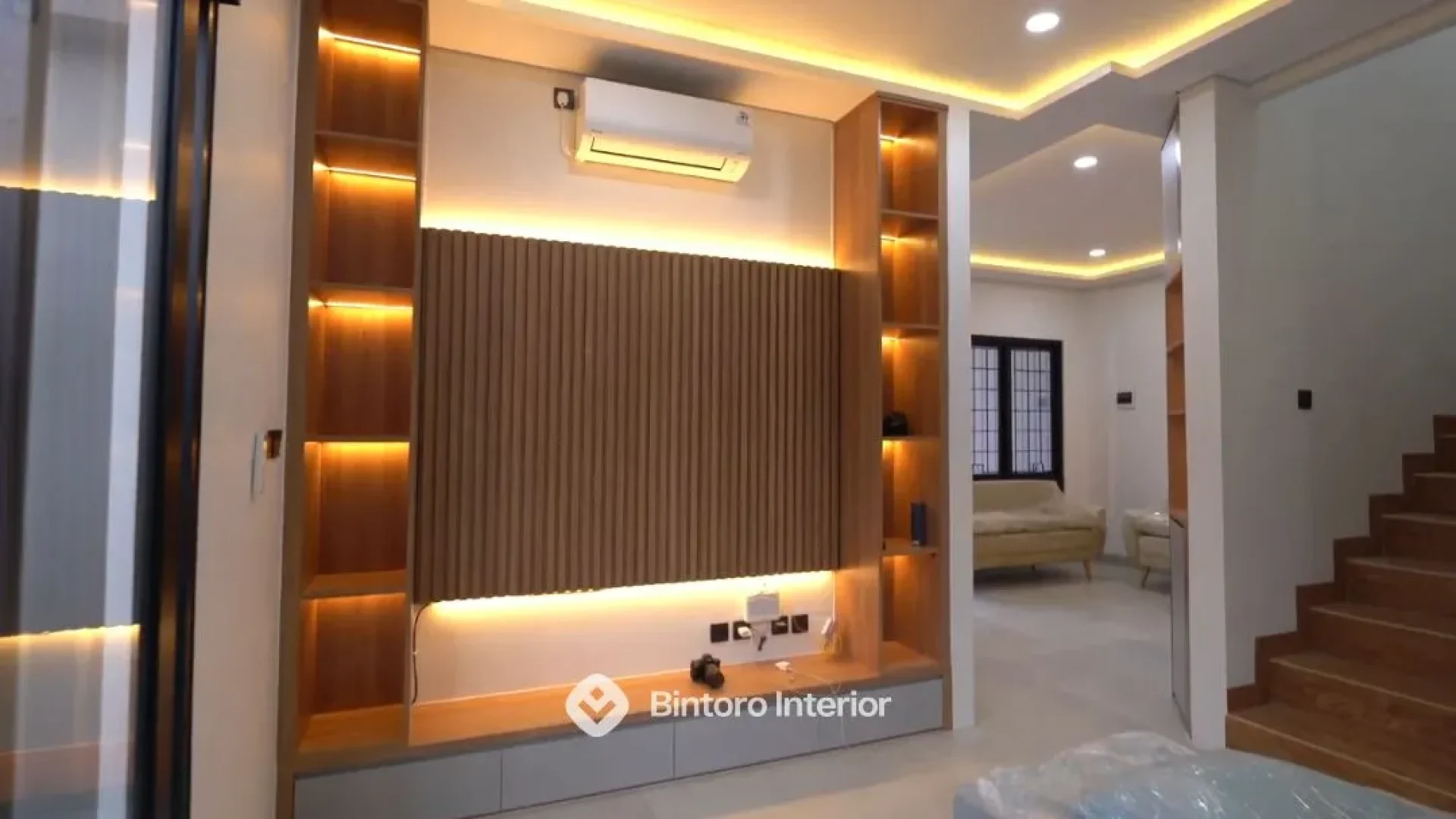 Project Mr. WH Bandung